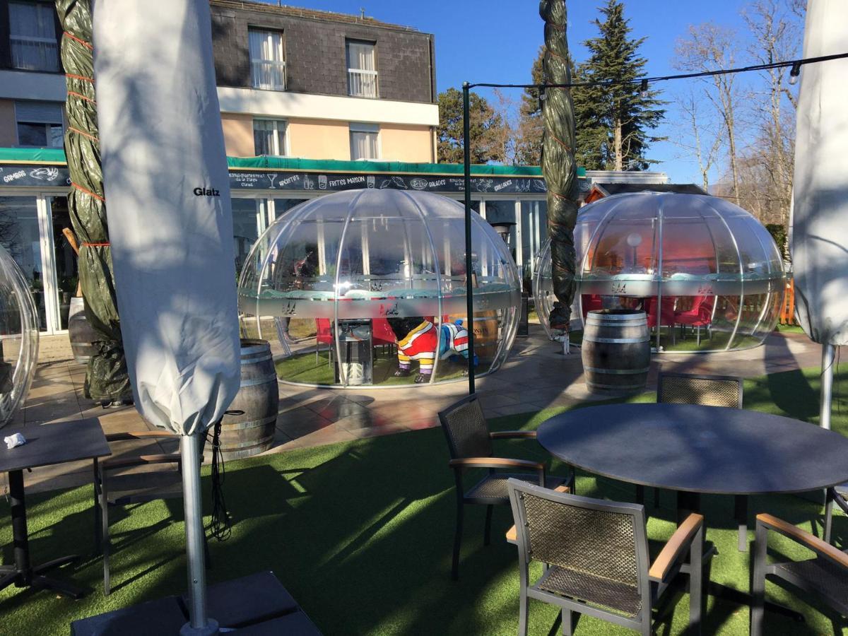 Hotel Restaurant De La Plage Gland Bagian luar foto
